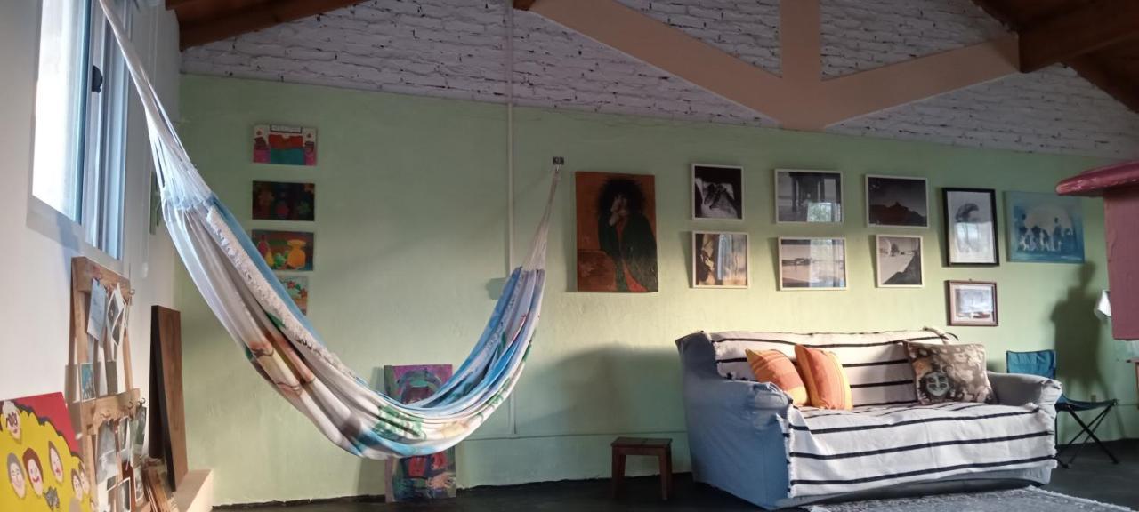 La Casa De Los Murales Авельянеда Екстер'єр фото