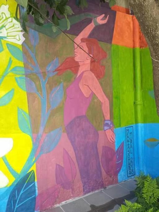 La Casa De Los Murales Авельянеда Екстер'єр фото
